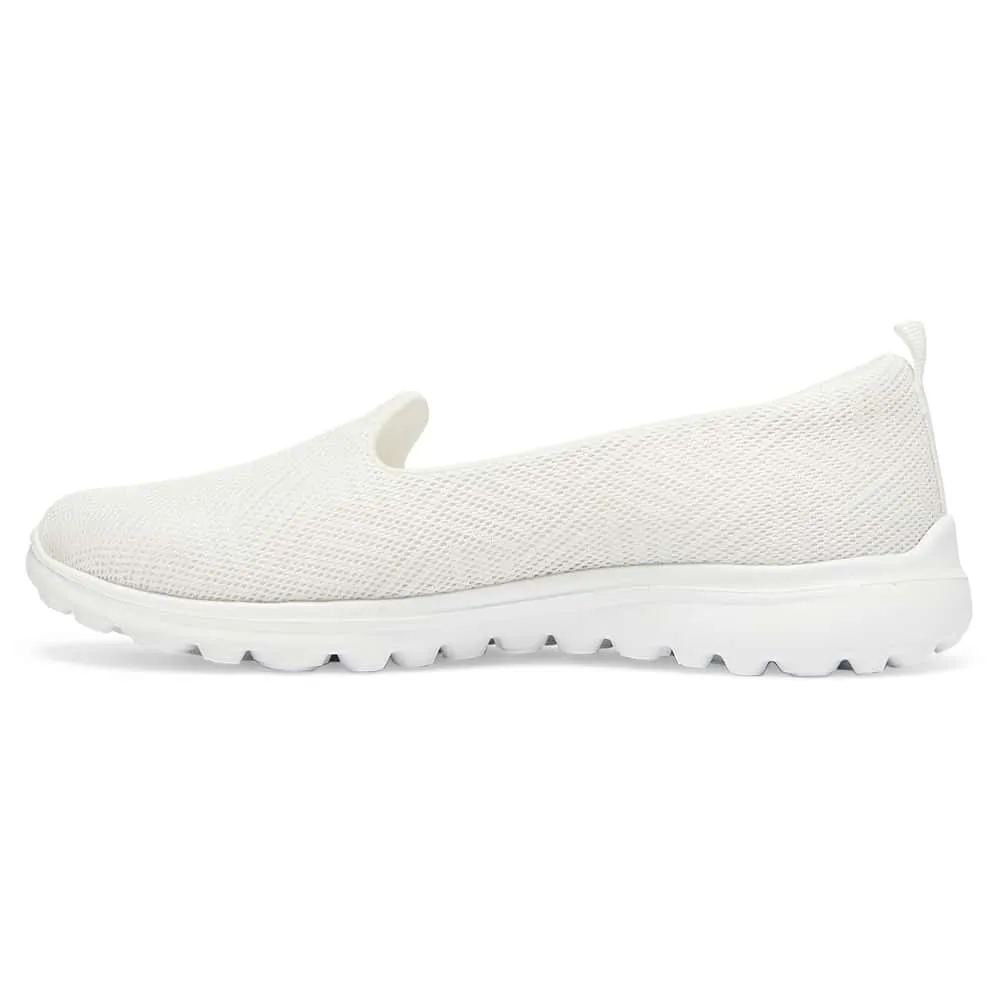 Perry Sneaker in White Stretch