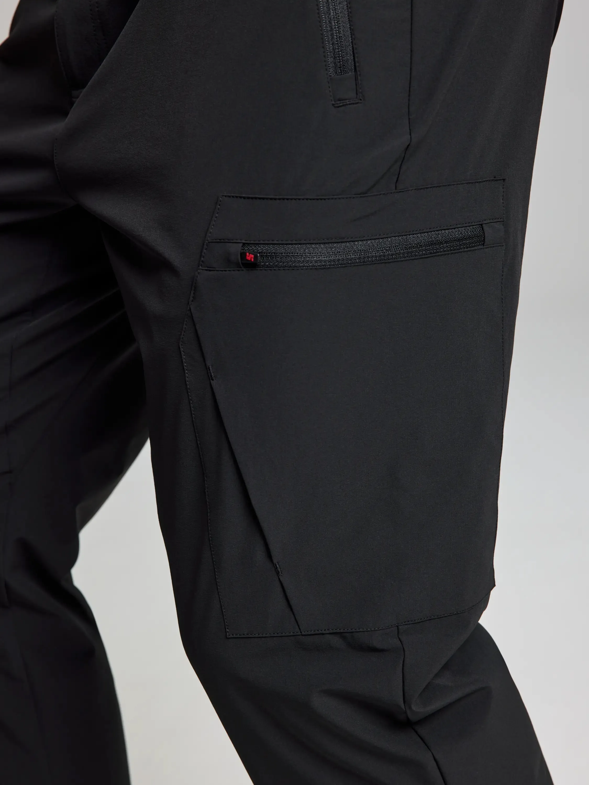 TECH CARGO PANT