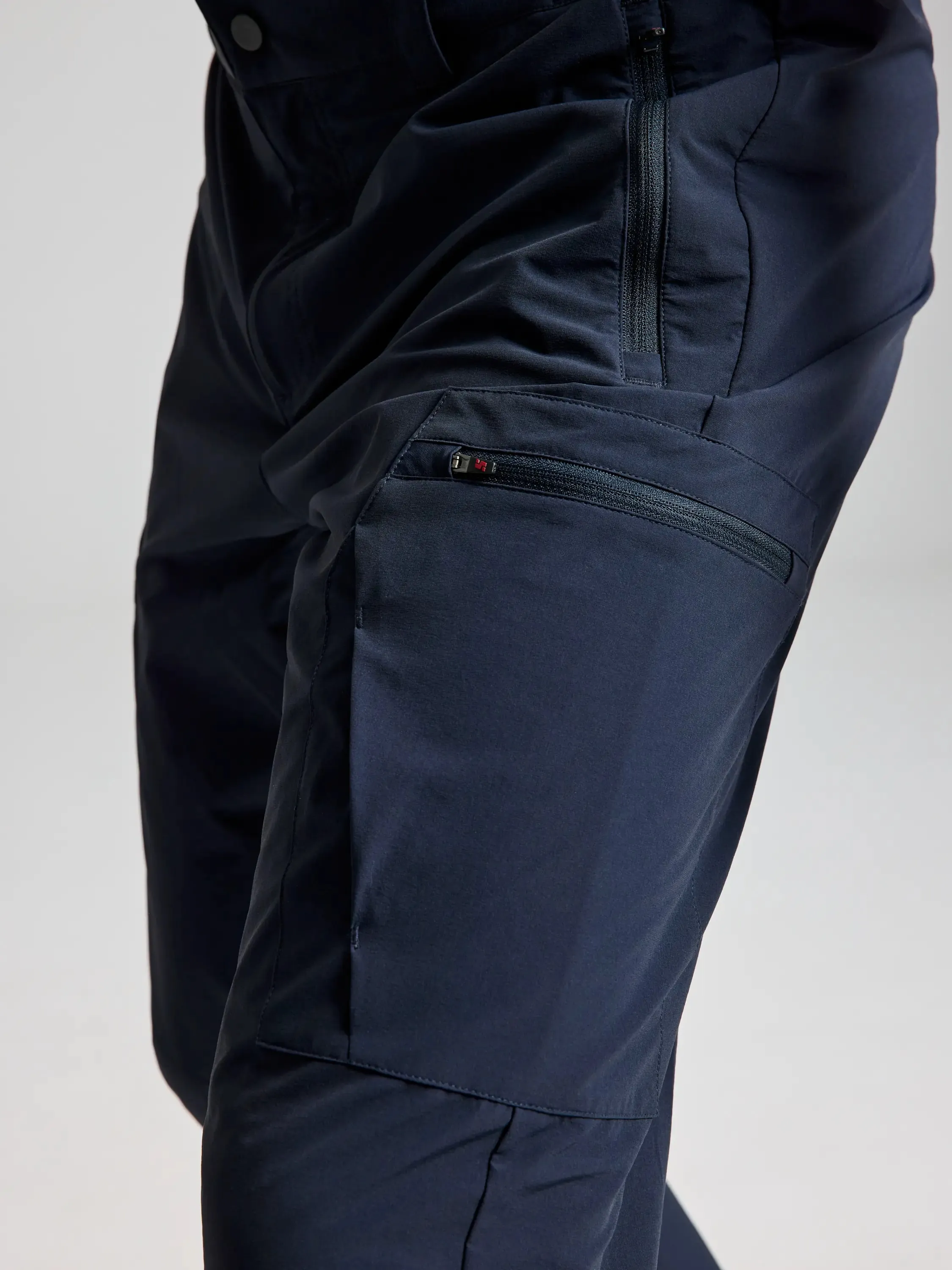 TECH CARGO PANT